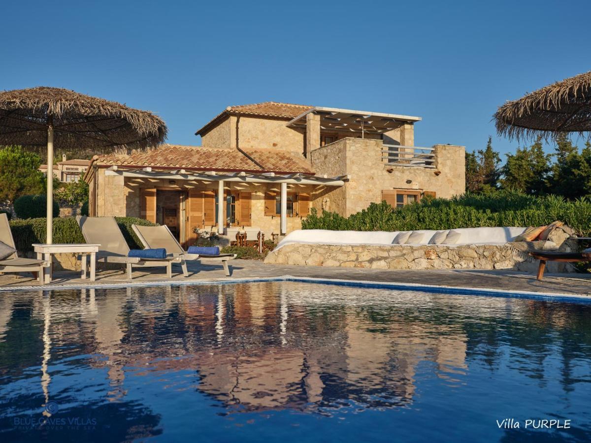 Blue Caves Villas - Exceptional Villas With Private Pools Direct Access To The Sea Koríthion Esterno foto