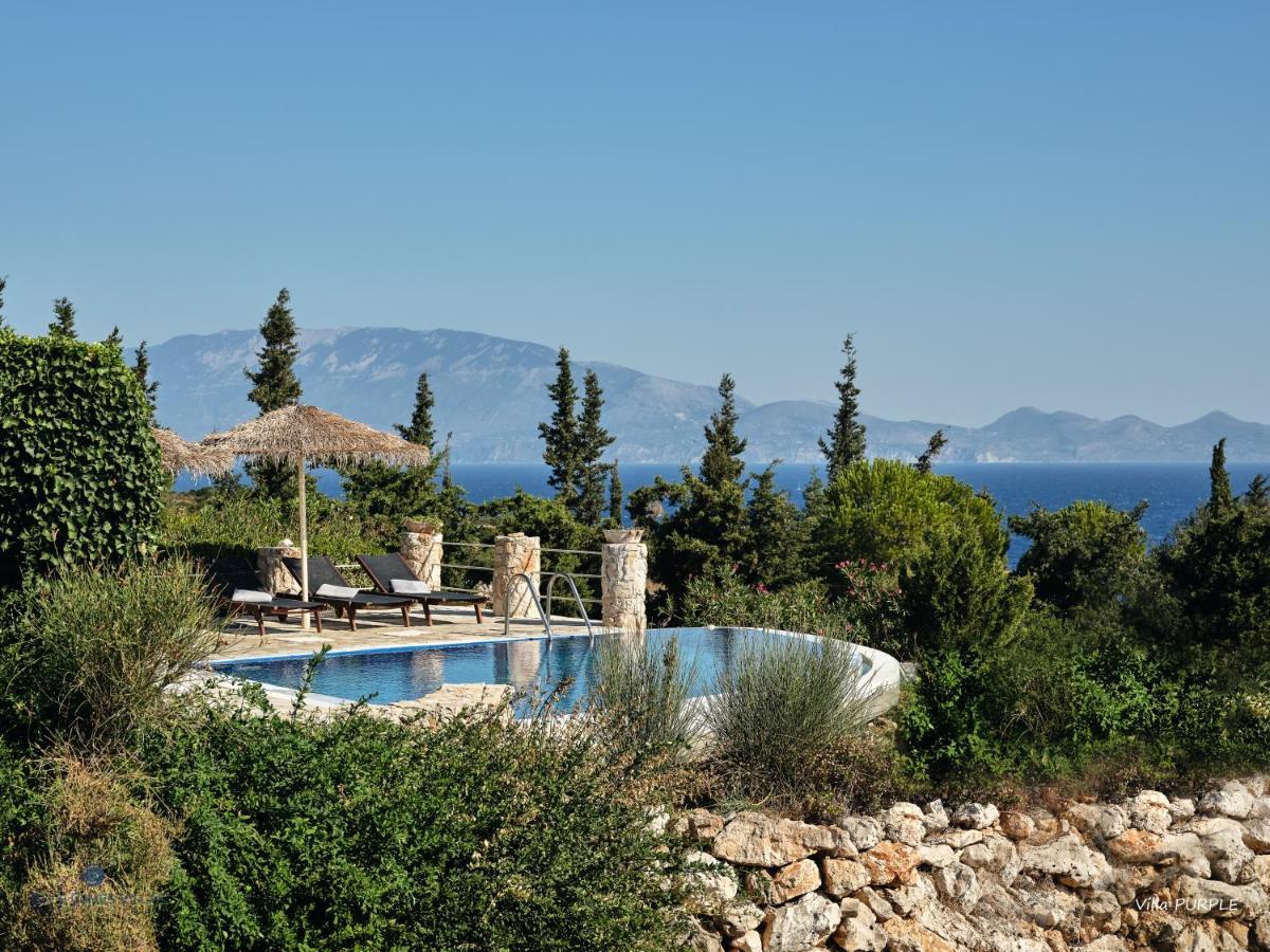 Blue Caves Villas - Exceptional Villas With Private Pools Direct Access To The Sea Koríthion Esterno foto