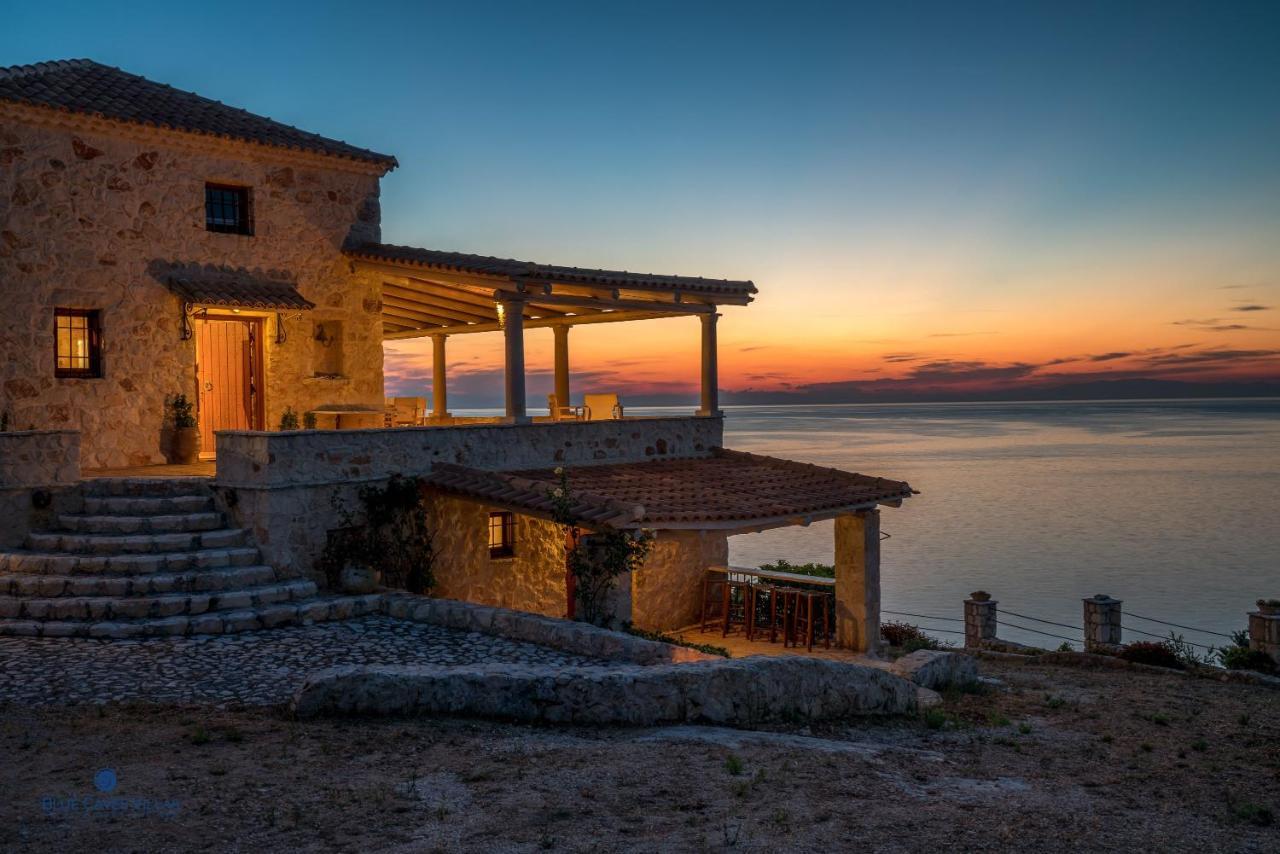 Blue Caves Villas - Exceptional Villas With Private Pools Direct Access To The Sea Koríthion Esterno foto